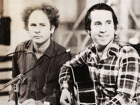 is art garfunkel jewish: How does Art Garfunkel's Jewish heritage influence his music and public persona?